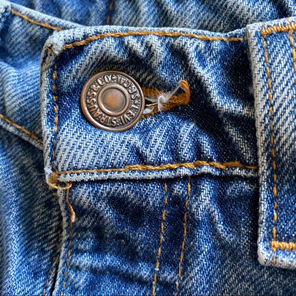 Vintage size 14 slim Levi’s jeans - Picture 6 of 10